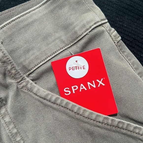 Spanx Stretch Twill High Rise Cargo Skinny Ankle Pants In Soft Sage Green C30 - Picture 8 of 10